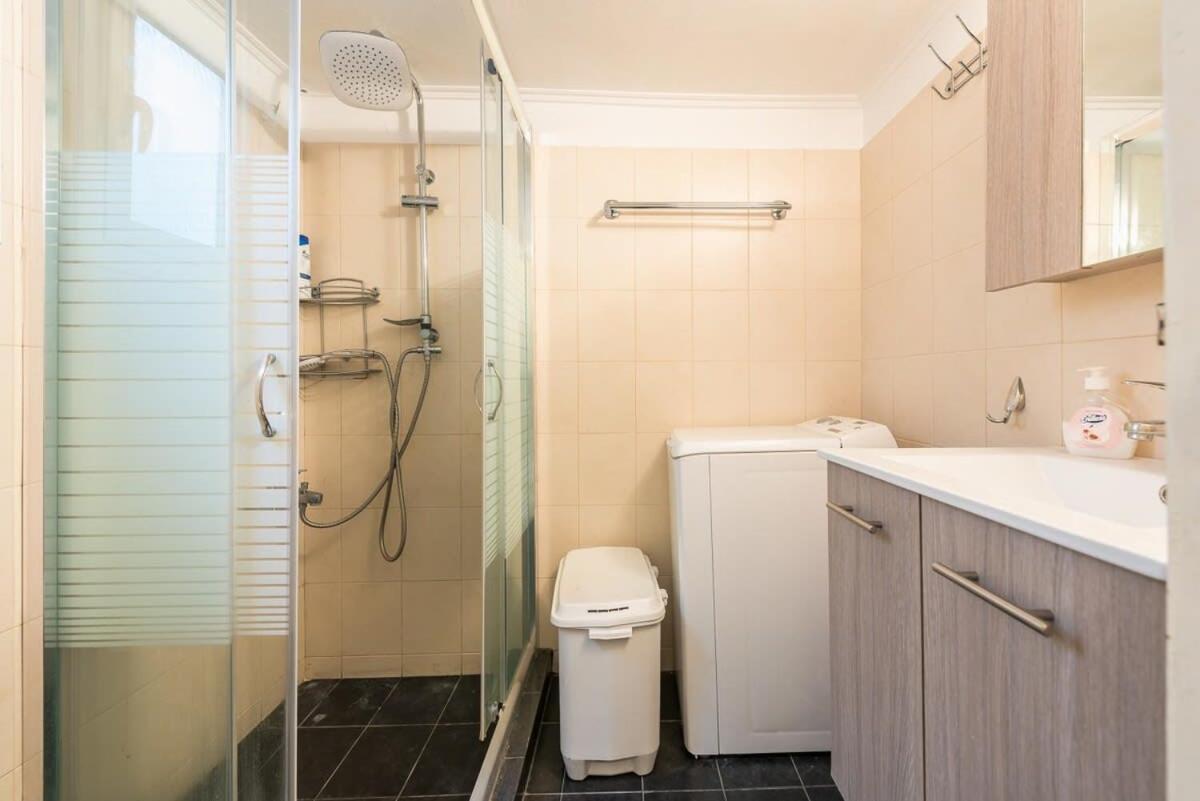 Topfloor Central Apt With Urban Views,3' To Metro Ateny Zewnętrze zdjęcie