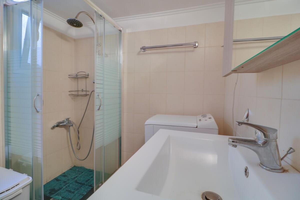 Topfloor Central Apt With Urban Views,3' To Metro Ateny Zewnętrze zdjęcie