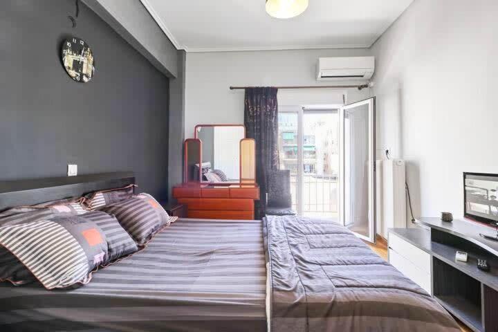 Topfloor Central Apt With Urban Views,3' To Metro Ateny Zewnętrze zdjęcie
