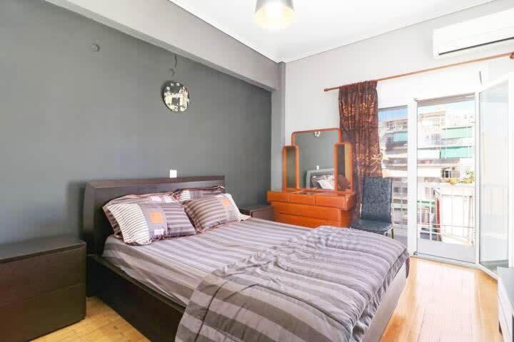 Topfloor Central Apt With Urban Views,3' To Metro Ateny Zewnętrze zdjęcie