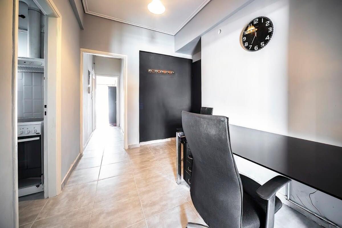 Topfloor Central Apt With Urban Views,3' To Metro Ateny Zewnętrze zdjęcie
